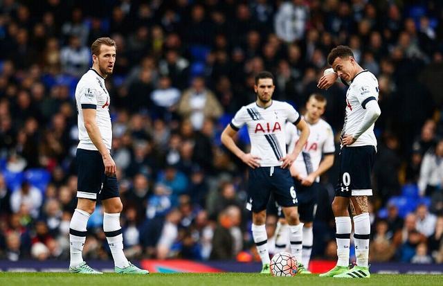 拉菲尼亚、莱万、亚马尔共缺阵120天，上次一同首发已是半年前（拉菲尼亚、莱万、亚马尔累计伤停120天，距上次联袂首发已过去半年）