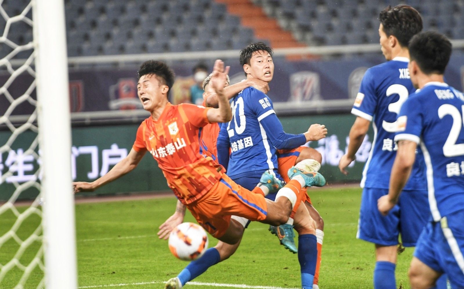 德天空：利物浦对奥利塞非常感兴趣，但目前不打算提出报价（德天空：利物浦看好奥利塞，短期内无意出价）