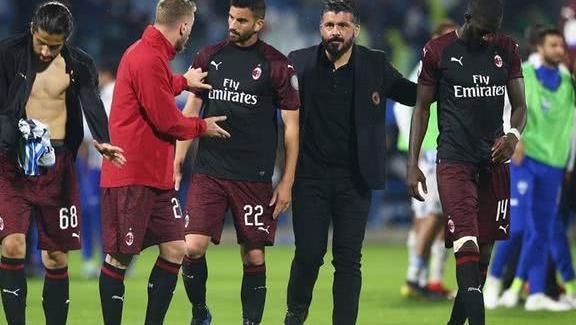 小卡纳瓦罗：在我哥光环下成长压力很大；我始终爱着那不勒斯（小卡纳瓦罗：哥哥光环压得我不轻，但我对那不勒斯的爱从未改变）