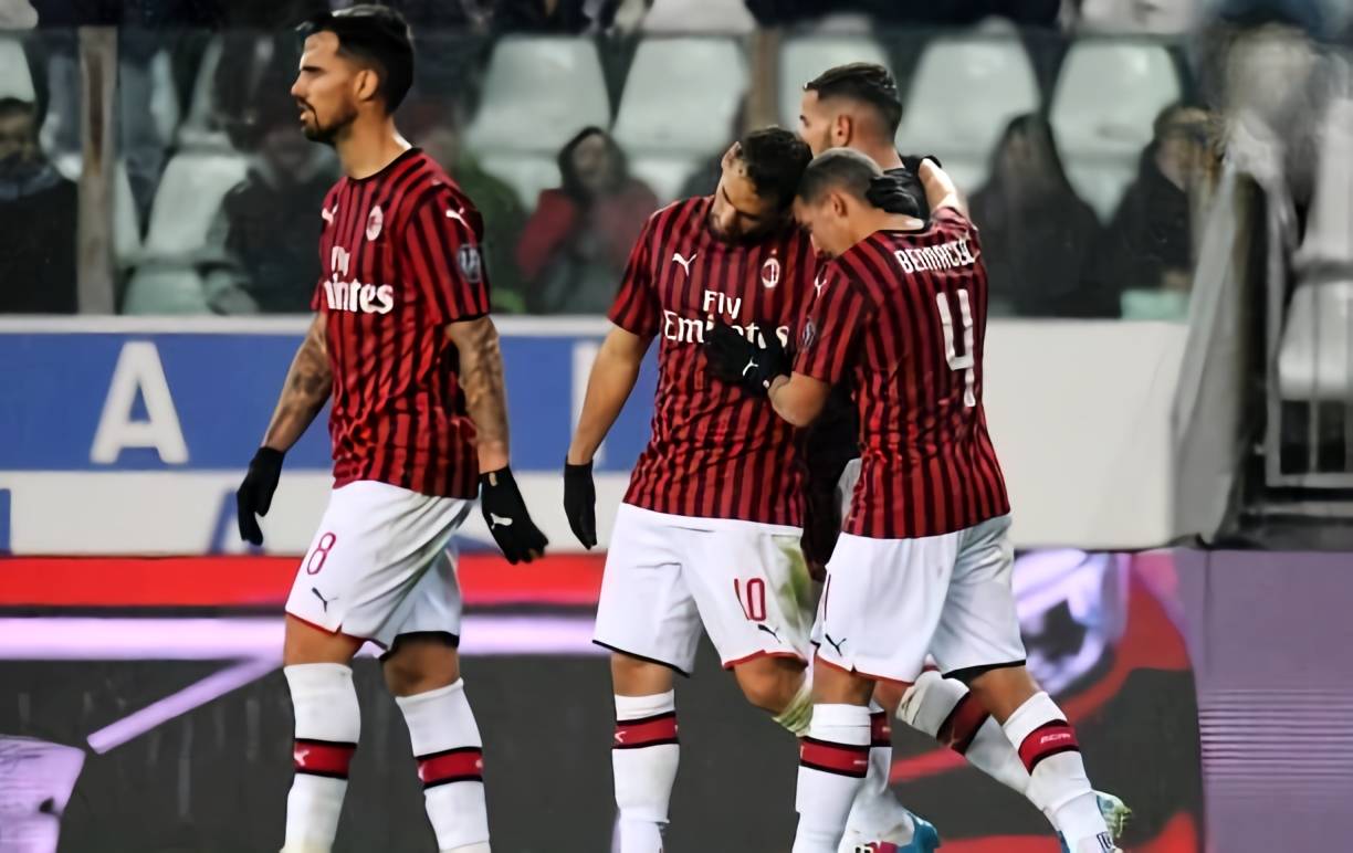 10天前被火箭裁掉！媒体人：新疆签下新外援凯文·哈里斯（被火箭裁员仅10天，媒体称新疆已签下外援凯文·哈里斯）