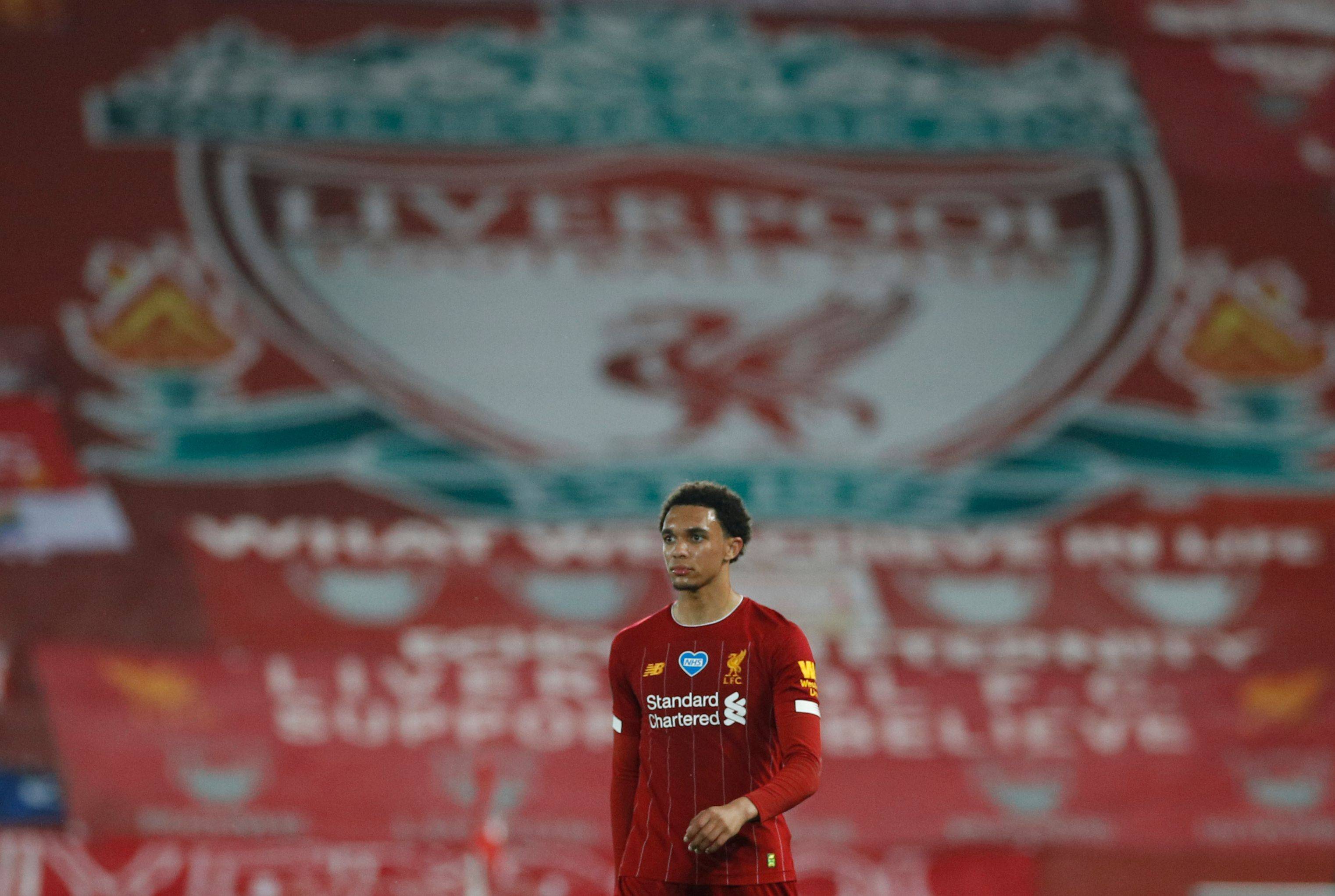 桑加雷战热刺全场数据：2传1射贡献3球，传球成功率87.8%（桑加雷对热刺高效发挥：1射2传参与3球，传球成功率87.8%）