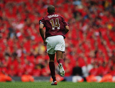 莫雷托：尤文只有可能在夏窗追托纳利；冬窗或夏窗肯定买中卫（莫雷托：尤文追托纳利仅限夏窗，冬夏转会窗必引进中卫）