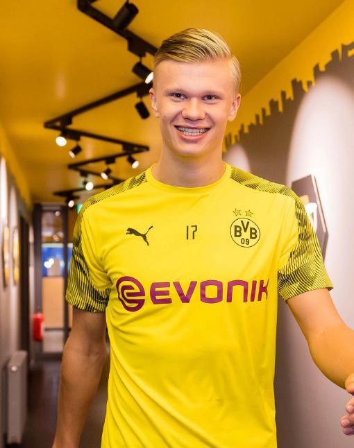 德乙战报：塞古因破门，鲁索绝平，柏林赫塔1-1比勒菲尔德（德乙综述：塞古因建功，鲁索补时扳平，柏林赫塔1-1战平比勒菲尔德）